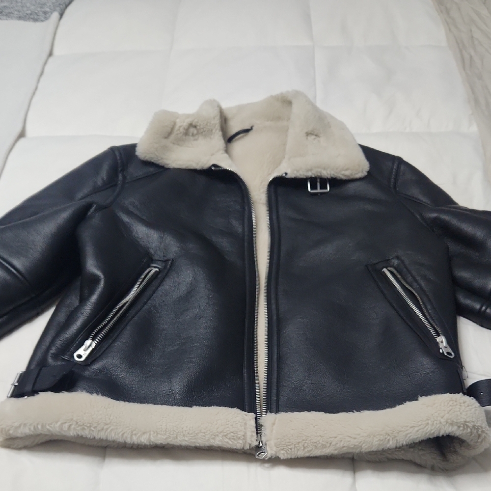 Zara Black and Cream Shearling Jacket